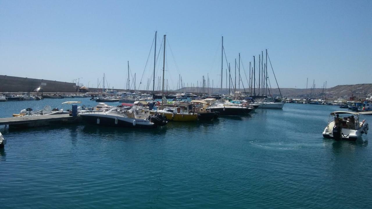 קרוטונה B&B Vista Mare מראה חיצוני תמונה